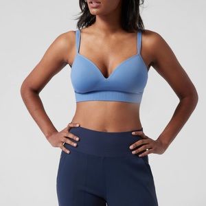 Athleta Embrace Bra D-DD